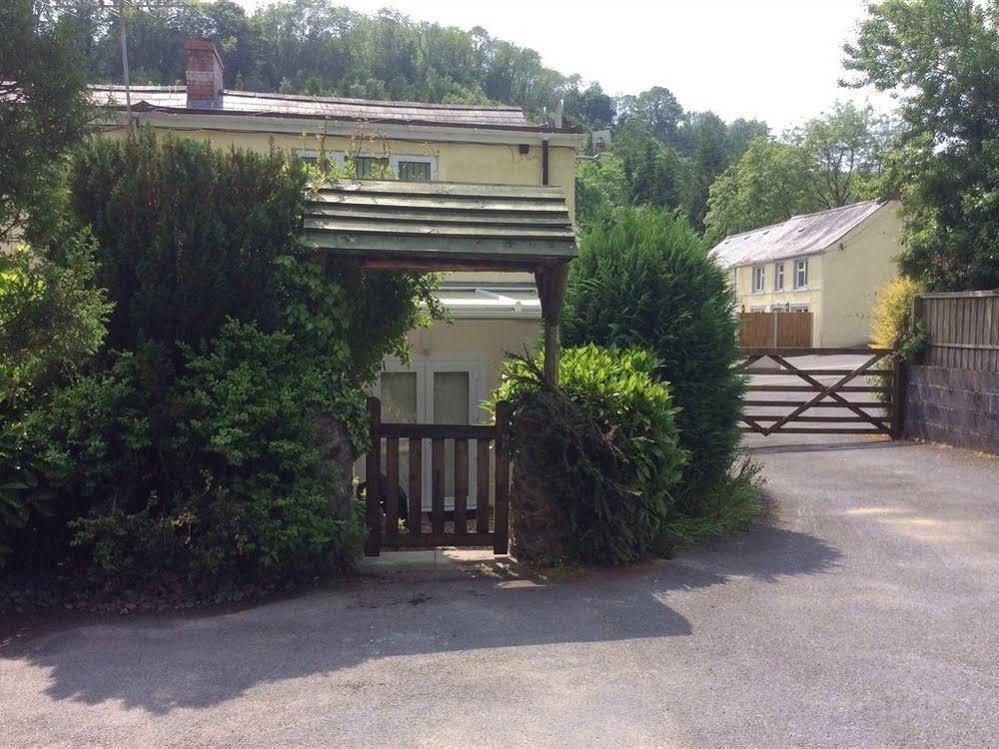 Afon Duad Inn Cwm-Duad 外观 照片
